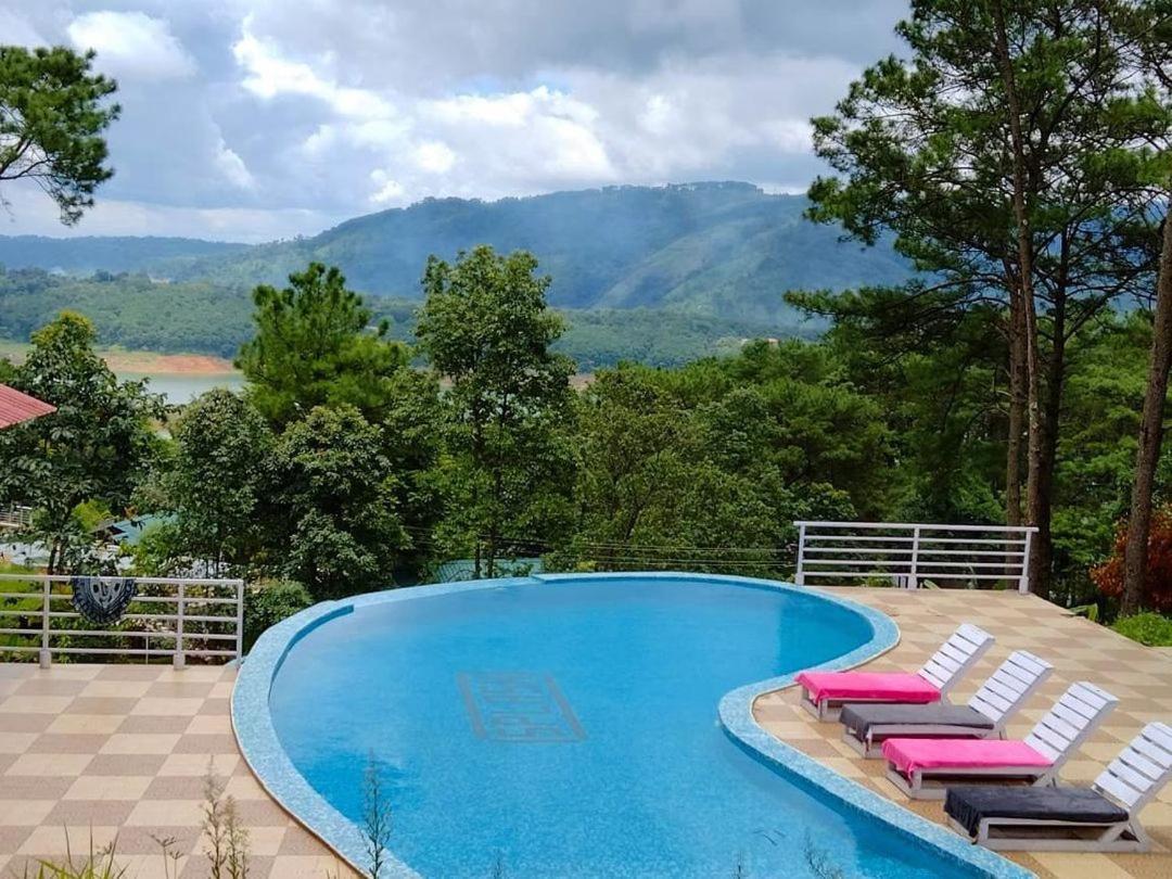 Odyssey Stays Umbir, Umiam Lake Mawlyngkhung Exterior photo